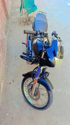 Honda Deluxe 125 genone Bike ( File missing )