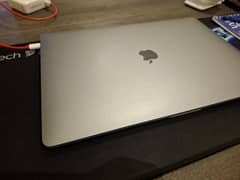 MacBook