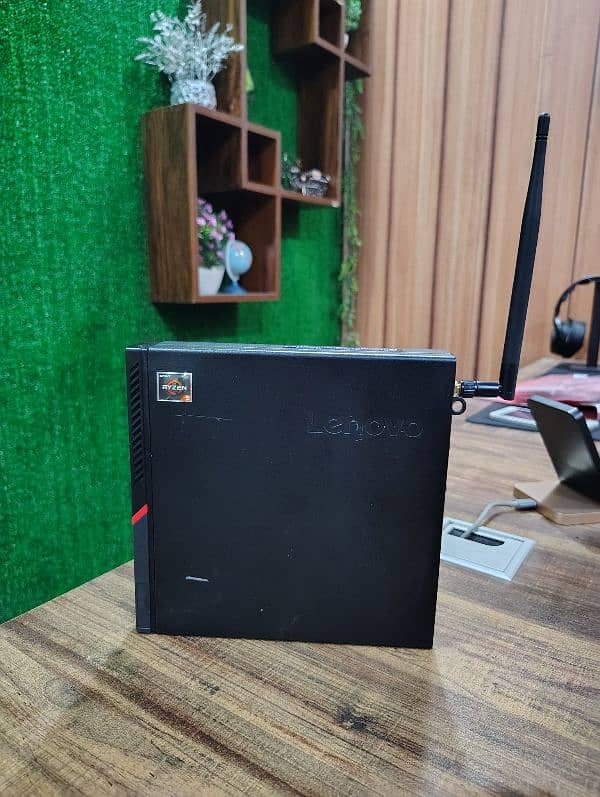 Ryzen 5 2400GE Lenovo M715Q Tiny 2