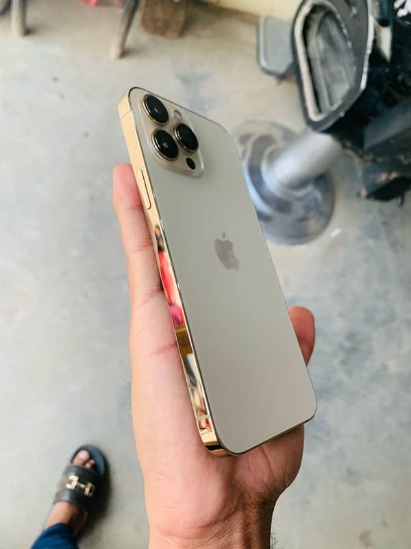 iphone 13 pro max non pta 12