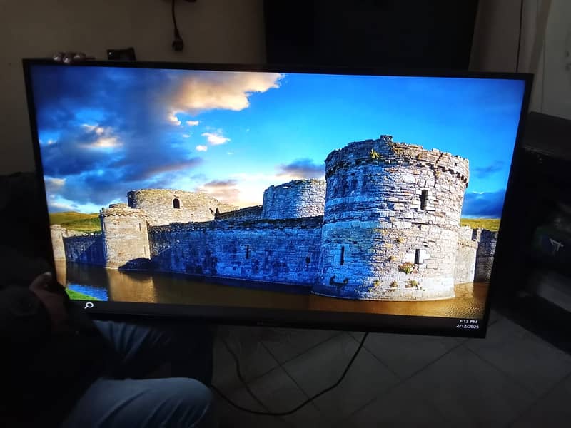 49" LCD Eco Star 1