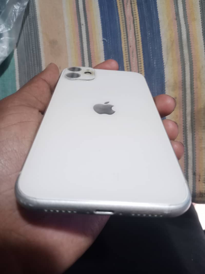 Apple iPhone 11 2