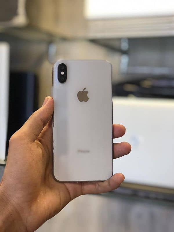 iphone X 64GB Non Pta Factory Unlock Excellent Condition 0