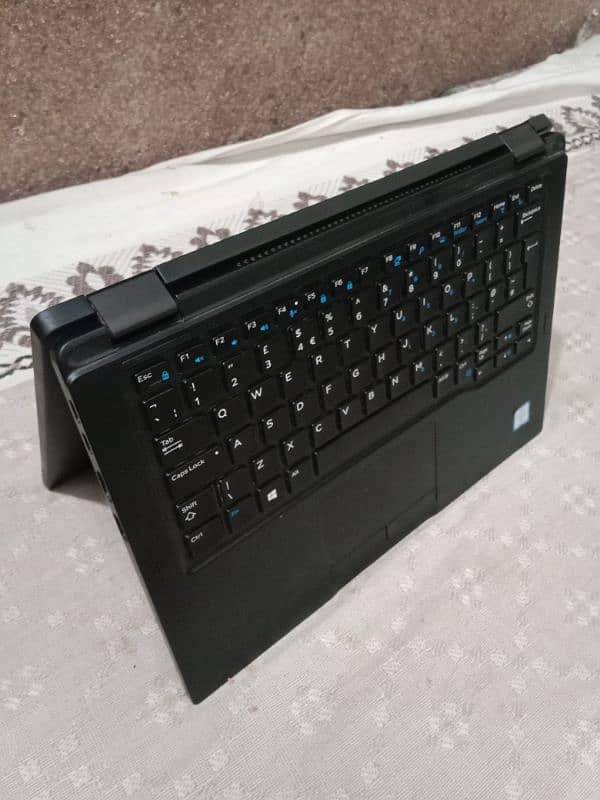 dell i7 8th gen touch 360 3