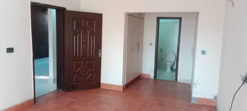 1 Kanal Beautiful Full House Available for Rent in X Block Phase 3 DHA Lahore 8