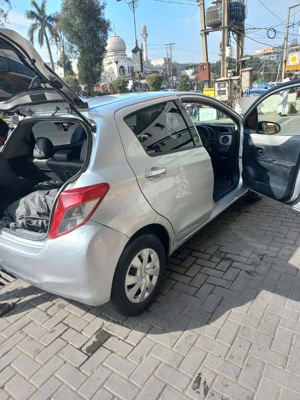 Toyota Vitz 2016 1