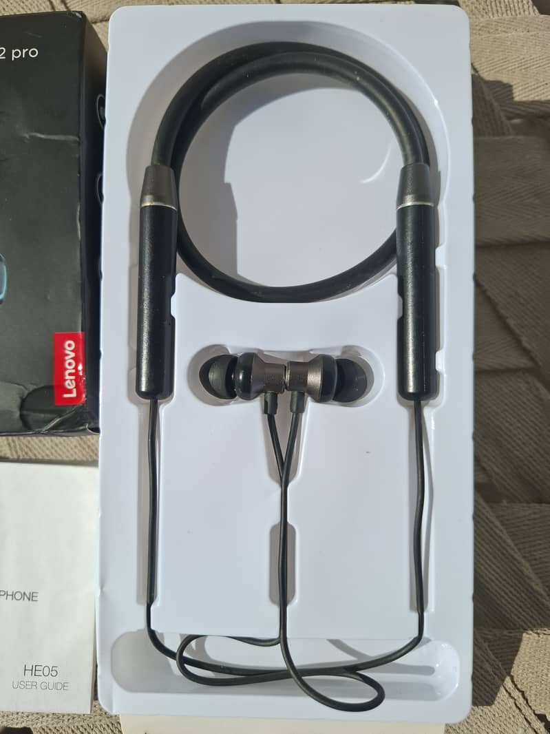 Lenovo bluetooth sports earbuds neckband imported, Delivery possible 2