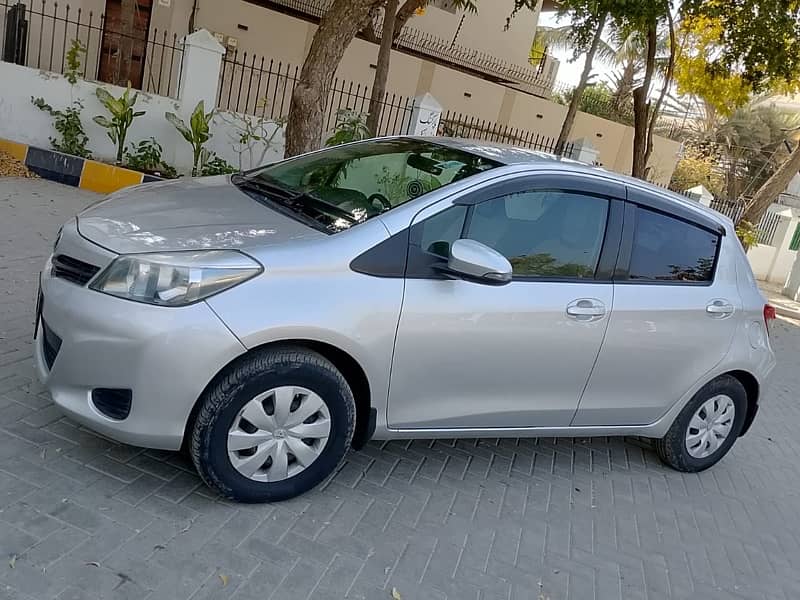 Toyota Vitz 2013 1