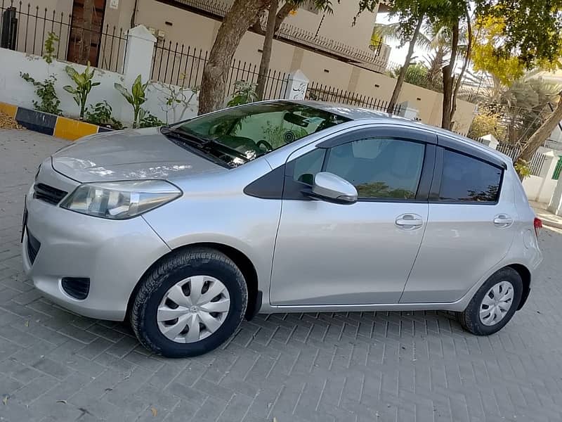 Toyota Vitz 2013 5