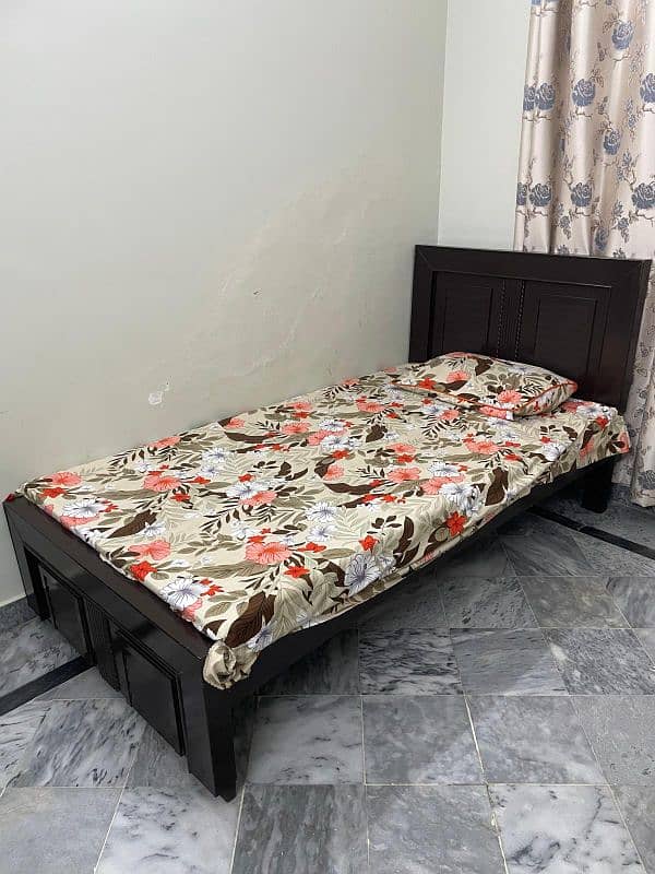 Single Bed for Sale 0