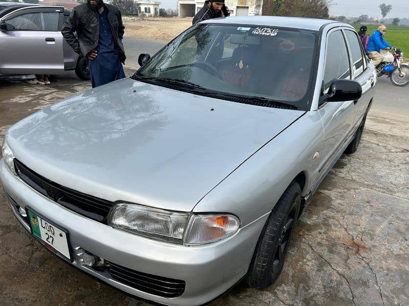 Mitsubishi Lancer 1992 6