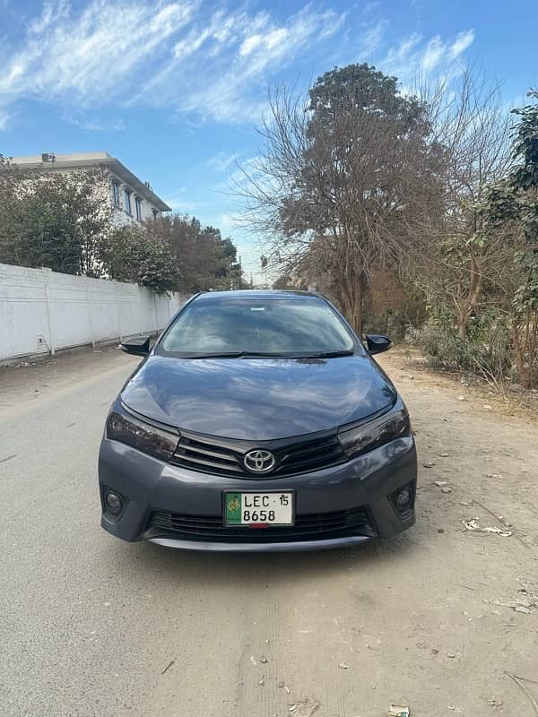 Toyota Altis Grande 2015 0