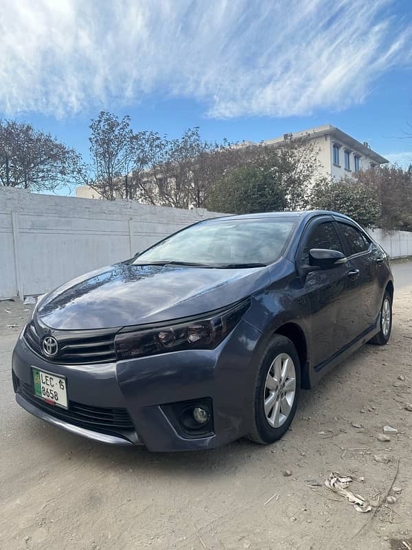 Toyota Altis Grande 2015 4