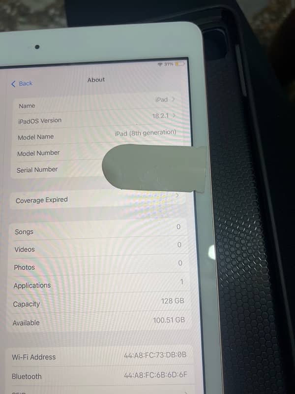 ipad 8th(generation) 128GB Golden colour 3