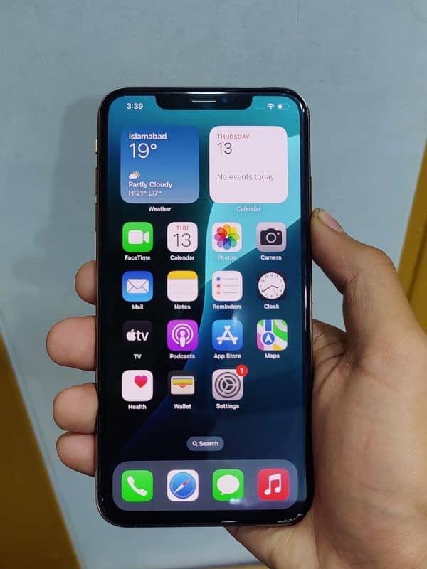 iphone xs max 1