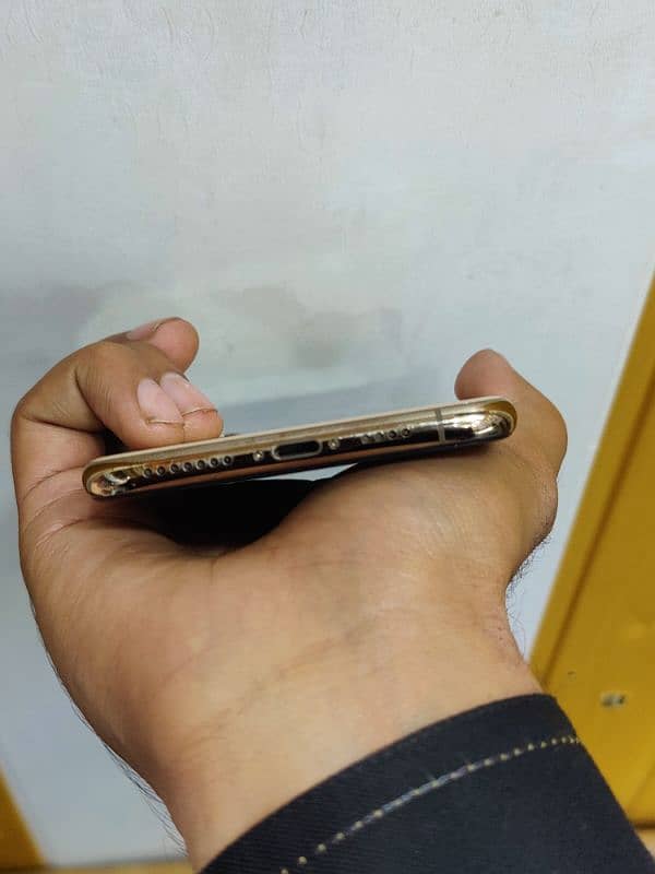 iphone xs max 3