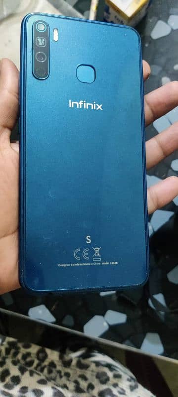 infinix 4/64 for sale no box no chargers 1