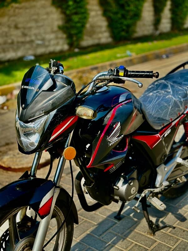 Honda CB 150F 15