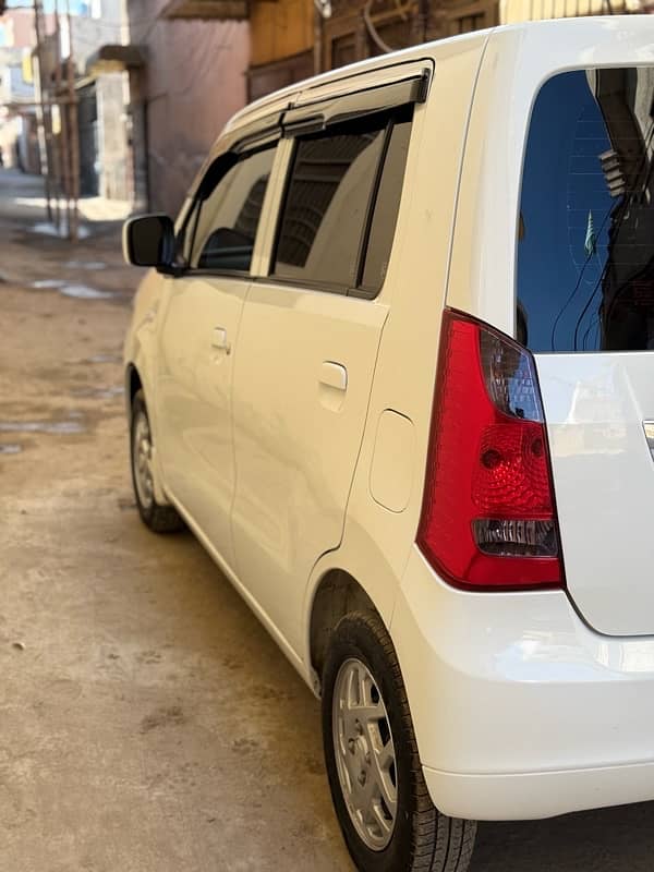 Suzuki Wagon R 2022 4