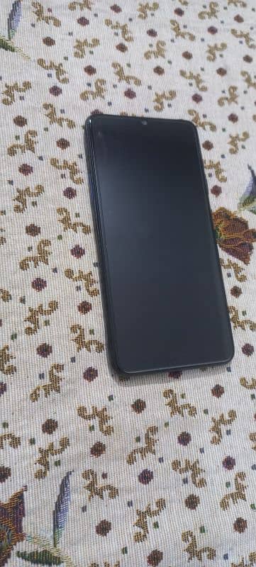 samsung galaxy  a20s non pta 10/10 came from uae 3