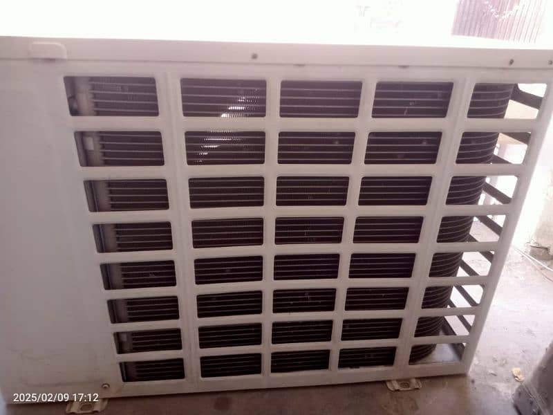 LG AC 1.5 Ton For Sale Only 42000 1