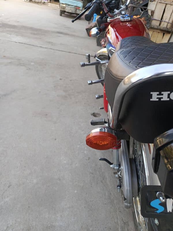 Honda 125 2024 model lush condition 3