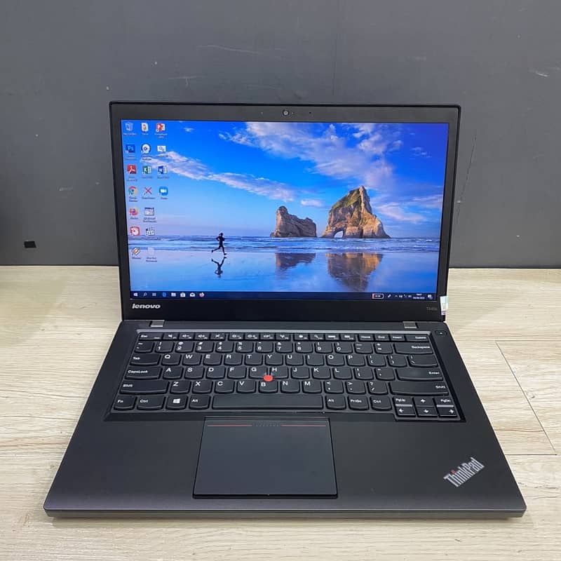 Lenovo ThinkPad T440s i5 4th Gen Dual Battery Laptop 10/10 condition 2