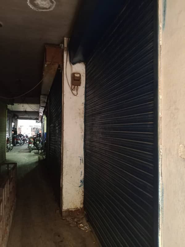 cornar shope 235 sq. fit commarcial shope for sale in main tytton rode 1