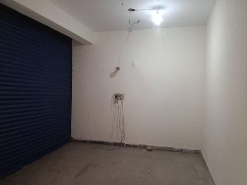 cornar shope 235 sq. fit commarcial shope for sale in main tytton rode 5