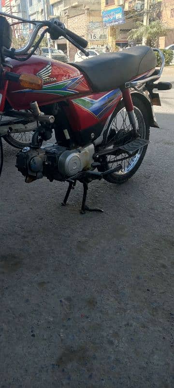 Honda CD 70 2013 (only original copy) 4