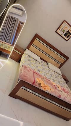 Complete Bedset with 2 side tables & long mirror