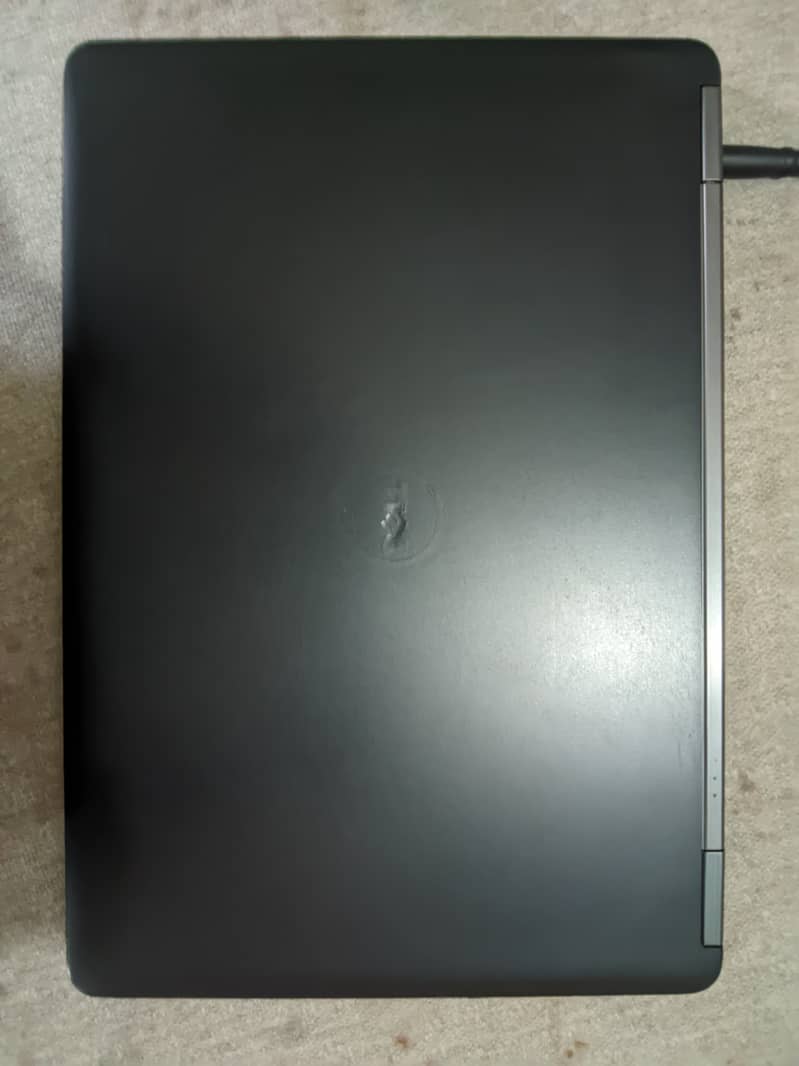 Dell Latitude E7450 - i5 5th Gen - 8GB Ram - 256 SSD Storage - Win 10 16