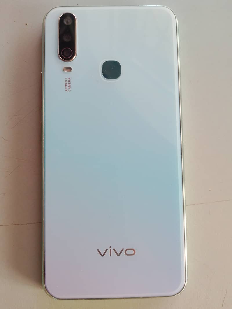 Vivo y17 1