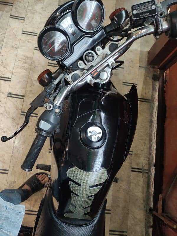 YBR 125 G , Lush condition , 2017 ka end model 7