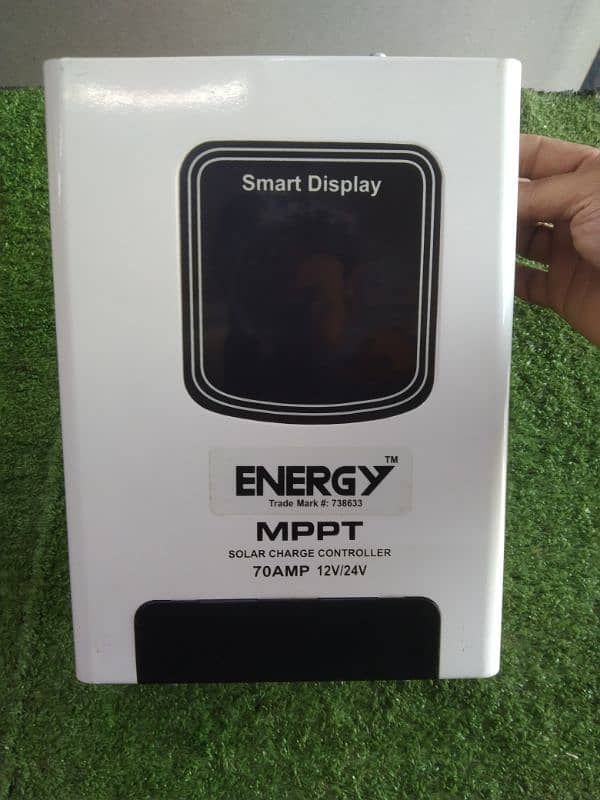 MPPT Solar Charge Controller 0