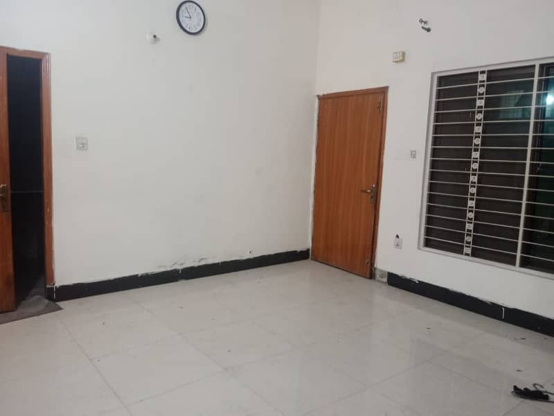 House Of 10 Marla For sale In Allama Iqbal Town 15