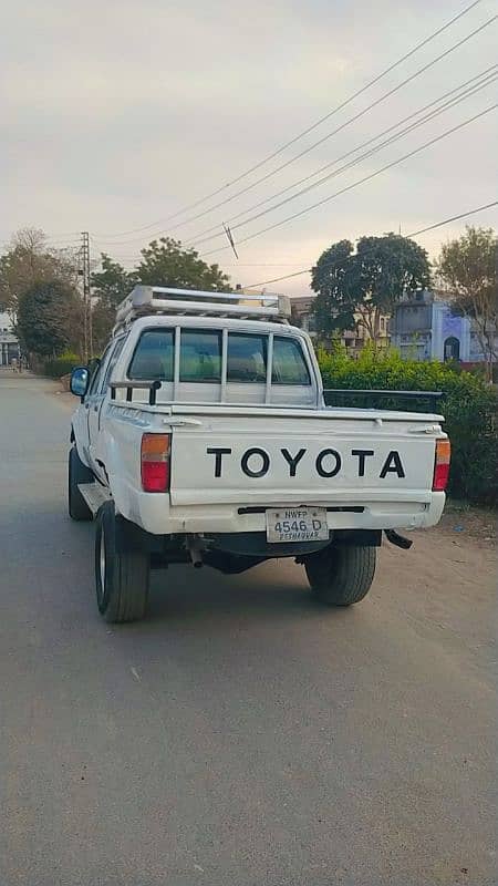 Toyota Pickup 1986 1