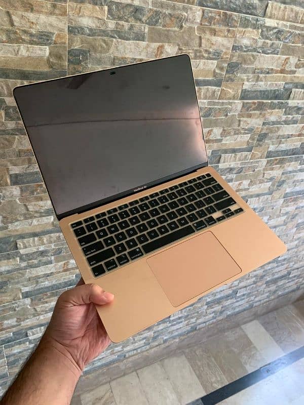 Macbook Air 2020 core i5 1