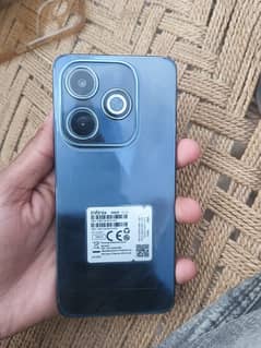 Infinix Hot 40i 8/128 With Box No Charger