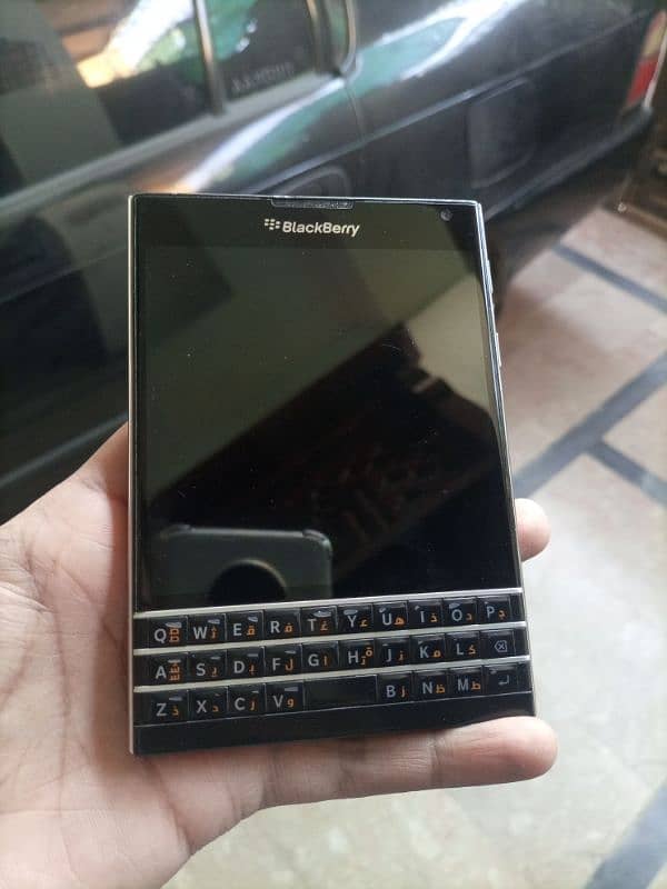 Blackberry Passport 10/10 Condition PTA Approved 1