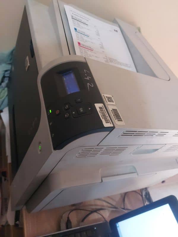 Hp ColourLaser jet CP4025 1