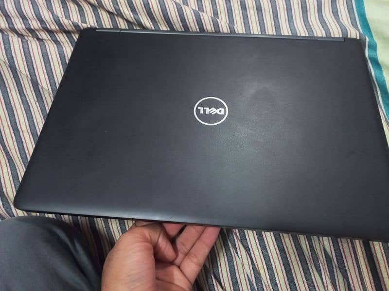 DELL LAPTOP LATITUDE 2