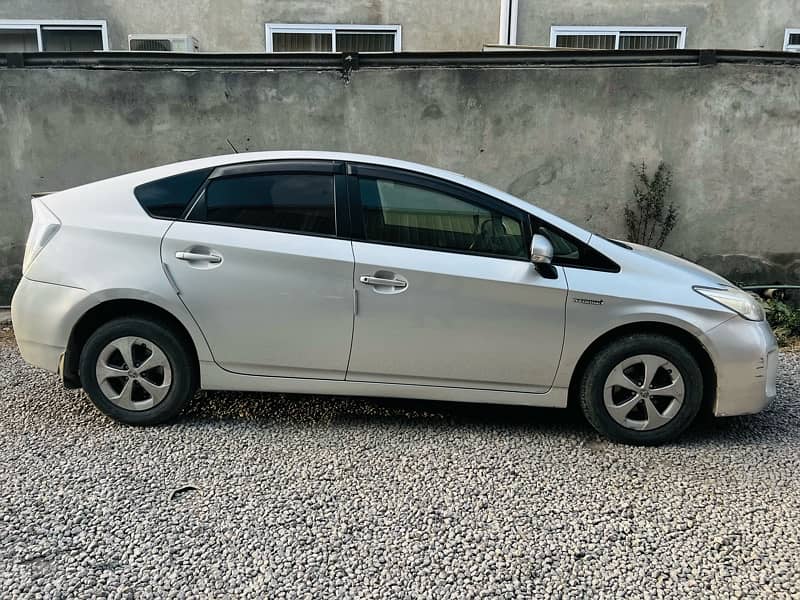 Toyota Prius 2014 for sale 4