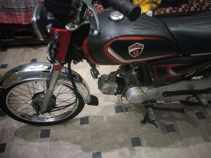 honda 70cc bike 2009 modal for sale 8