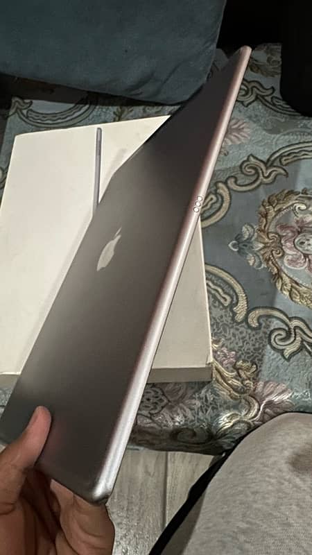 Apple ipad pro 12.9inch 0