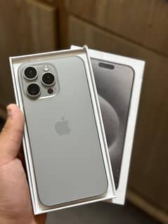 iPhone 15 Pro Max 256gb 99 health HK model