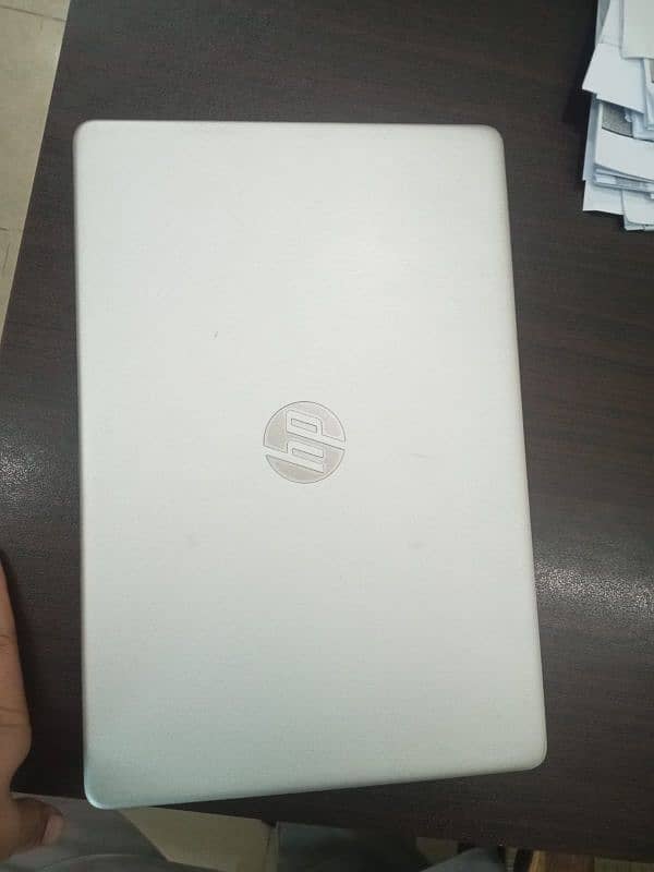 laptop for sell 16 GB i5 rison 15 hp 0