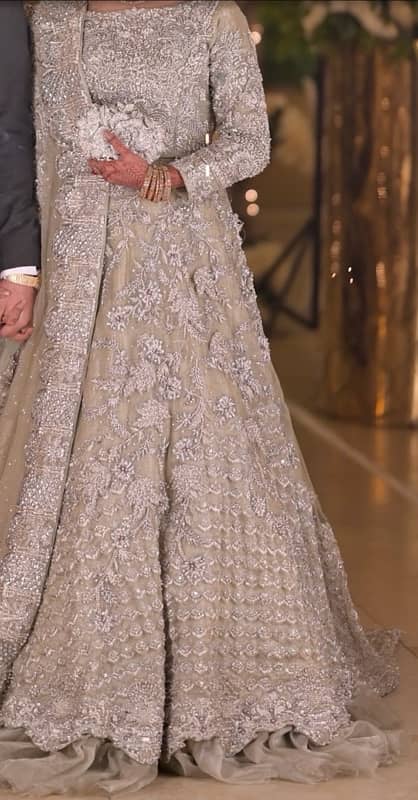 wedding dress| walima dress| walima maxi| Tail duppatta 5