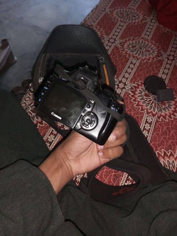 canon 400d with good condition 3