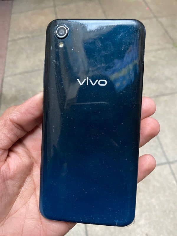 vivo 1823 2/32 gb 4